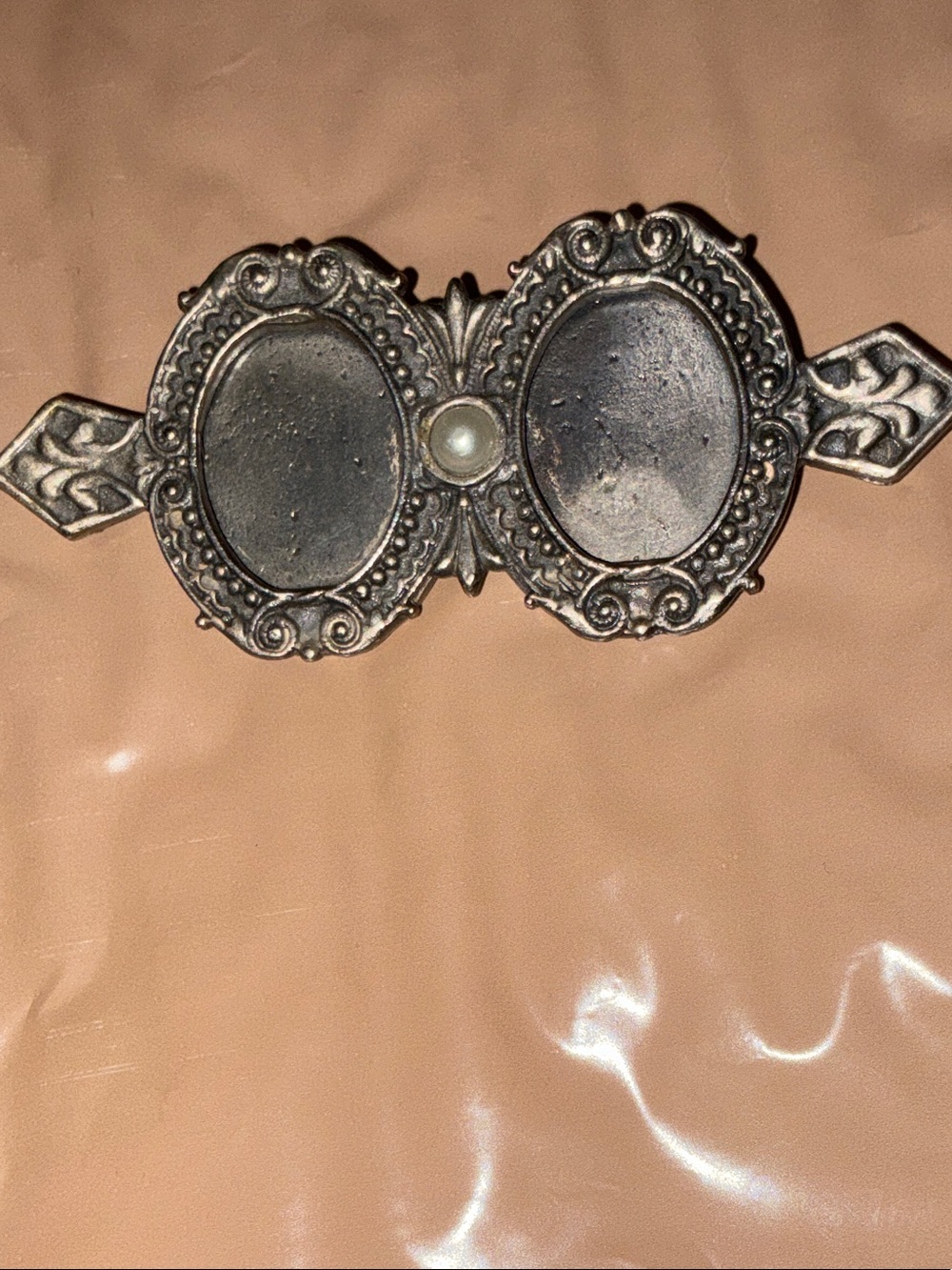 Antique PEWTER DOUBLE PHOTO Silver Oval Locket BROOCH with Pearl Accent